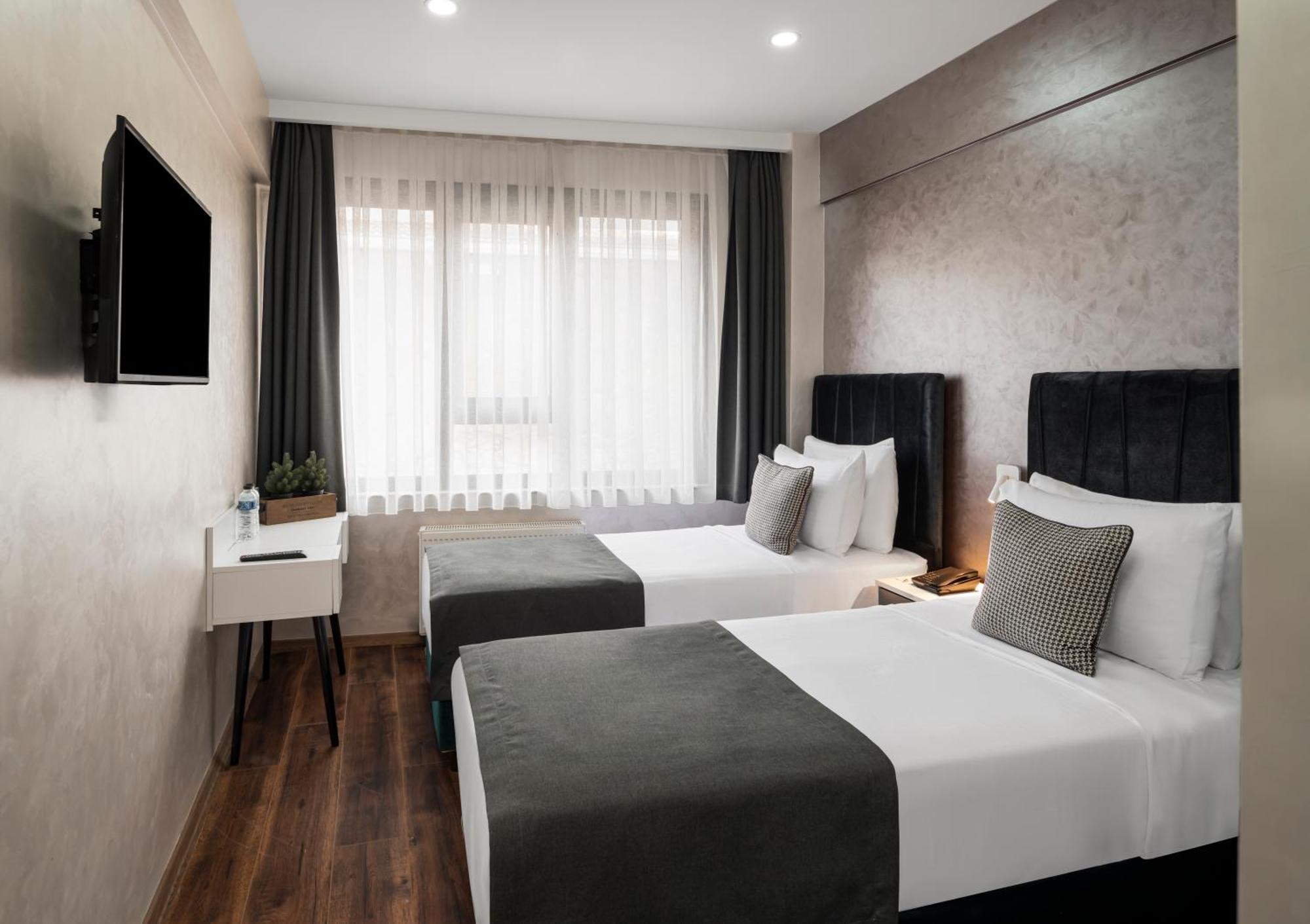 Istanbul Efes Hotel 객실 사진